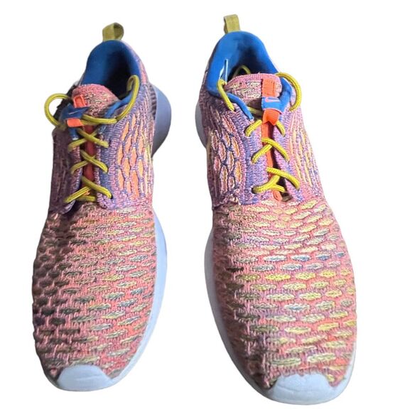 Nike Women's Roshe One Flyknit Red & Orange Athletic Shoes -‎ Size 6.5 - Picture 5 of 7